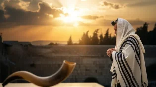 עשרת ימי התשובה: חלון הזמן שבו שערי שמיים נפתחים וכל מעשה קטן קובע את גורל השנה