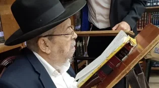אנשי אמונה אבדו: ״הכהן הפרטי של המתפללים!״