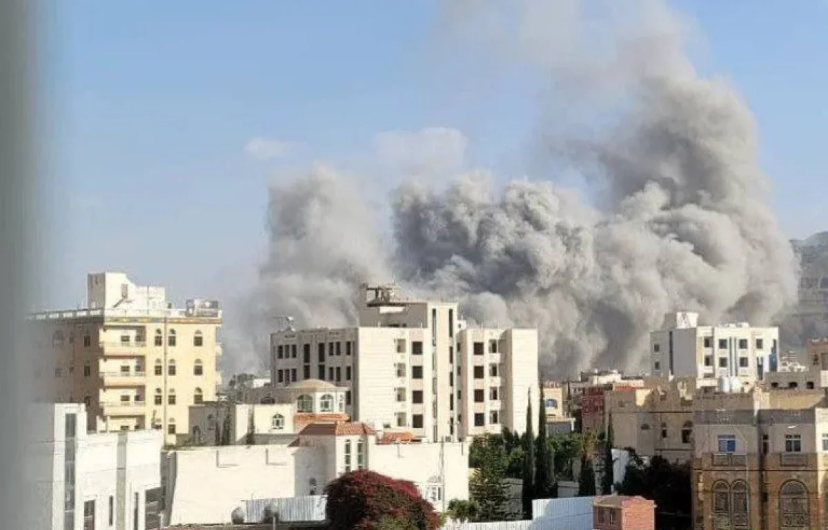 איראן חוצבת תעשיית טילים תת‑קרקעית בתימן: החות'ים מתאמנים לפשיטה מירדן