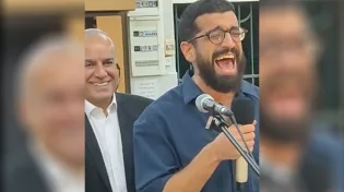 חנן בן ארי בסליחות בבית הכנסת יחד עם יחיאל נהרי, התרגשנו
