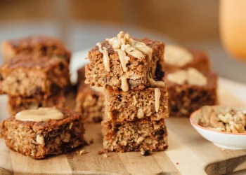 לא תאמינו כמה שהיא טעימה: עוגת חמאת בוטנים לחג