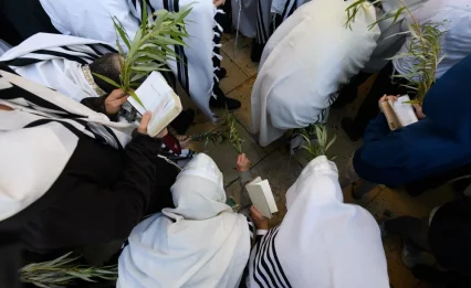 למה השמחה הגדולה ביותר - דווקא מחוץ לבית?