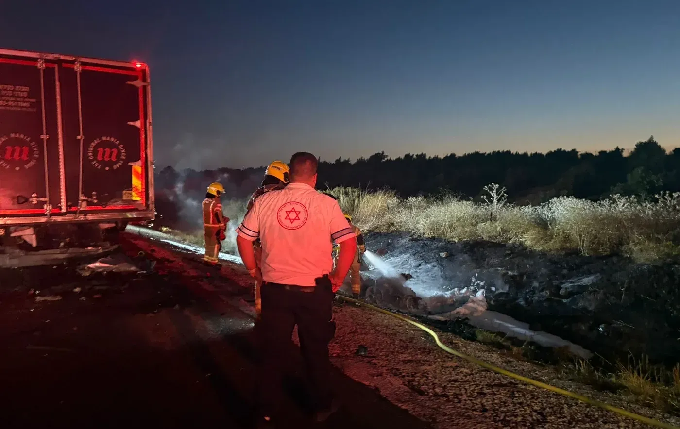 תוך שניות הכול נשרף: נהג נהרג בתאונה קשה בכביש 2