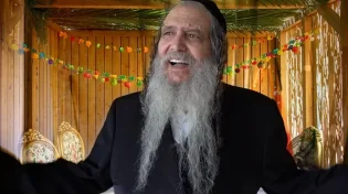 זו העצה הכי גדולה לשמחה, וכן דווקא בחג - הרב שלום ארוש 