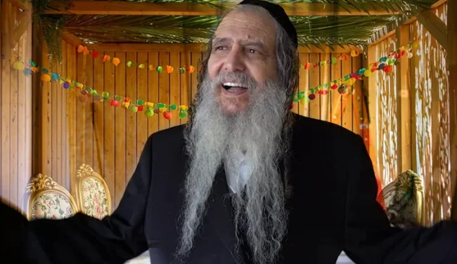 זו העצה הכי גדולה לשמחה, וכן דווקא בחג - הרב שלום ארוש
