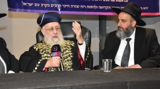 המעמד ההיסטורי בערוץ 2000: מרן הראש"ל רבי יצחק יוסף שליט"א בביקור מרגש - המשא המלא