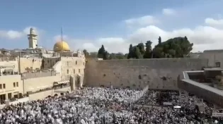 המונים התכנסו בכותל: ברכת הכהנים הפכה לתפילה לאומית לשובם של החטופים