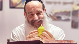 כדי לתפוס שמחה צריך קודם לשחרר: שיעור לחיים מאלוף ג'גלינג עולמי