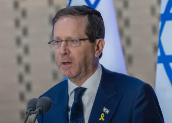 אות הוקרה חסר תקדים: נשיא המדינה החליט להעניק לדונלד טראמפ את העיטור האזרחי הגבוה בישראל אות הוקרה חסר תקדים: נשיא המדינה החליט להעניק לדונלד טראמפ את העיטור האזרחי הגבוה בישראל