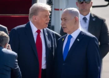 טראמפ יטוס לשארם לבדו: נסיעת נתניהו בוטלה בשל החג