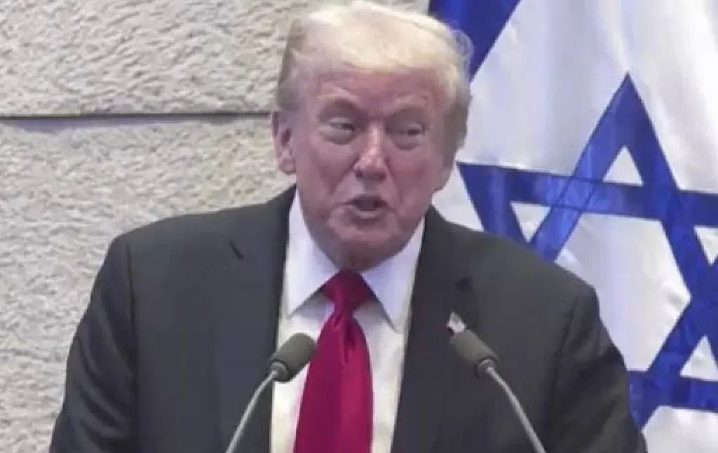 "יום של שחר חדש": טראמפ בכנסת, נתניהו מודה והאומות מוחאות כפיים לשלום