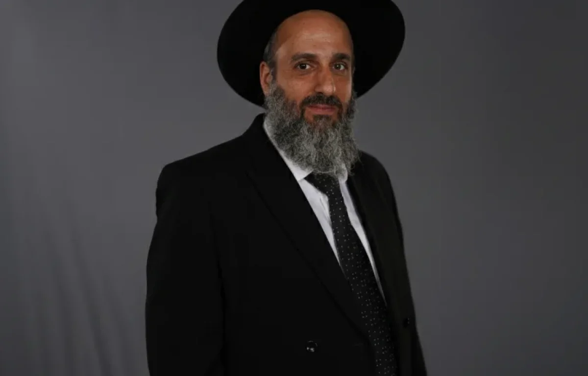 הרב הגאון יניב עזיז שליט"א 