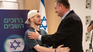 החטוף בר קופרשטיין לשר הביטחון: “אני בידיים של בורא עולם"