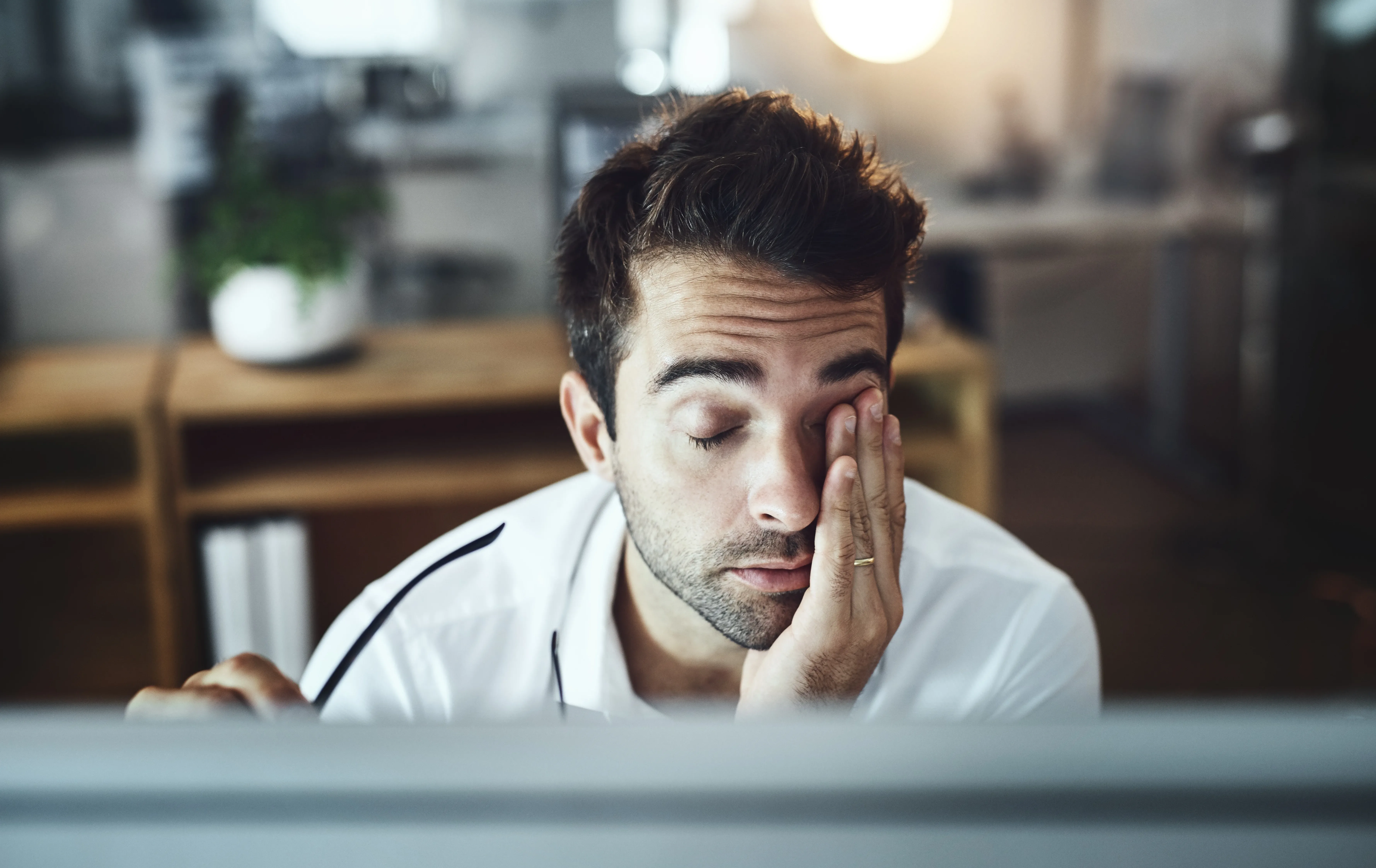 הרגליים מפריעות לכם לישון בלילה? ייתכן שאתם סובלים מתופעה שמפתיעה אפילו רופאים