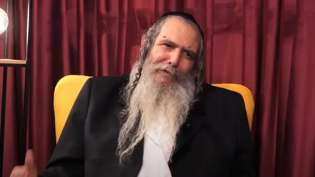 צפו: כזה עוד לא שמעתם: חיקוי אדיר של הרב שלום ארוש!