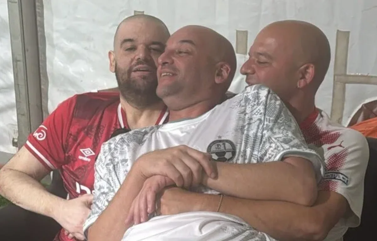 "כמה טוב שבאתם הביתה": השבויים איתן הורן ונמרוד כהן שוחררו מבית החולים 