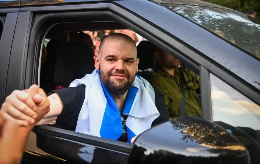 איתן הורן חוזר מהשבי איתן הורן חוזר מהשבי