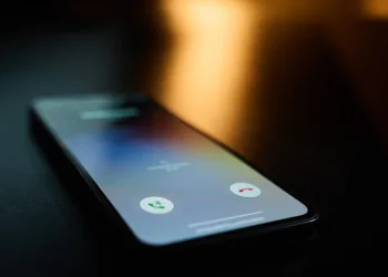 האם באמת "השמיים נופלים" כשעושים עבירות?