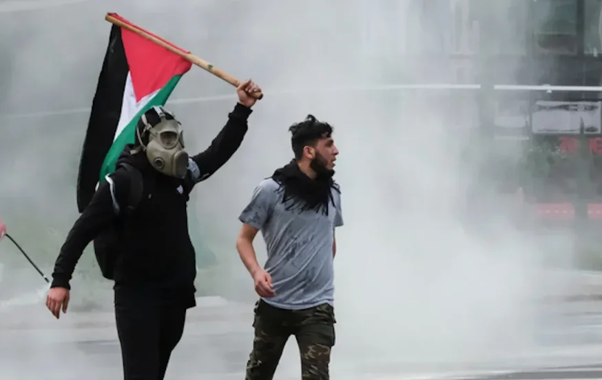 סערה בבריטניה: משטרת ברמינגהאם אסרה על אוהדי מכבי להיכנס למשחק סערה בבריטניה: משטרת ברמינגהאם אסרה על אוהדי מכבי להיכנס למשחק