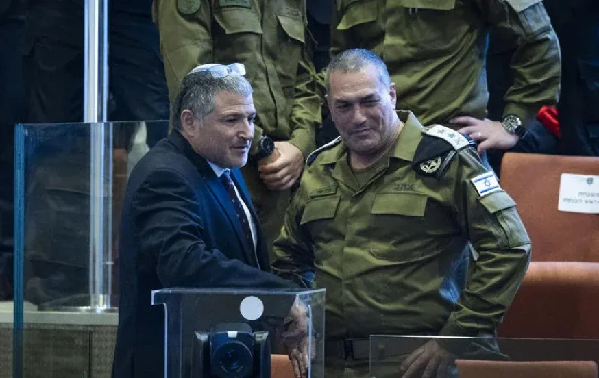 ראש השב"כ דוד זיני: ארגוני הפשיעה בישראל צריכים להיות מוכרזים כארגוני טרור ראש השב"כ דוד זיני: ארגוני הפשיעה בישראל צריכים להיות מוכרזים כארגוני טרור