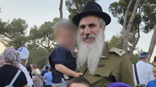 עוצמה אמיתית: הרגליים נקטעו, האמונה נשארה שלמה | הרב שנפצע קשה במסר עוצמתי