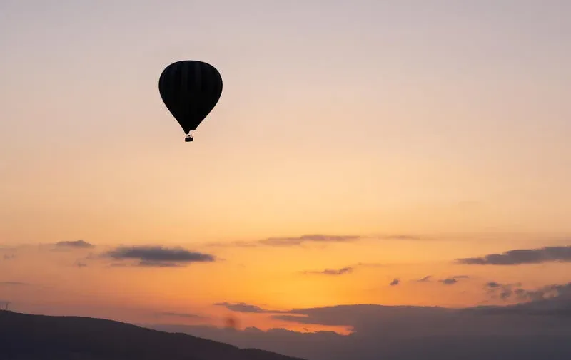 חם מהרגיל היום: תחזית מעוננת חלקית עם רוחות צפוניות