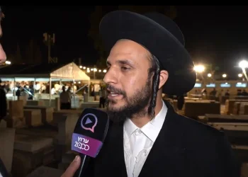 בשידור חי מיוחד מההילולא: ברק ניקסון מספר על הקשר המיוחד למרן הרב עובדיה יוסף זצ"ל בשידור חי מיוחד מההילולא: ברק ניקסון מספר על הקשר המיוחד למרן הרב עובדיה יוסף זצ"ל