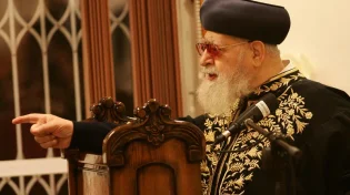 הענווה של מרן: אמרנו שנקרא לבן עובדיה ואז סבא עצר ושאל שאלה | הגב' מרגלית סיני