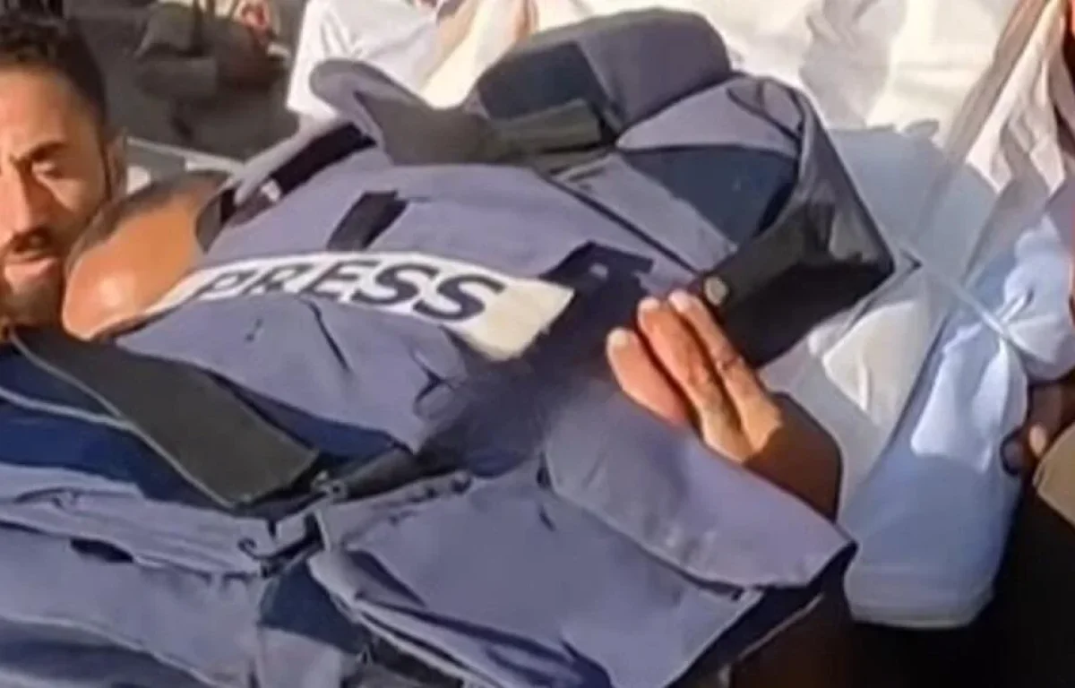 מהעובד שנהרג בתקיפה - לחשיפה מביכה: ZDF מודה שההרוג היה איש חמאס מהעובד שנהרג בתקיפה - לחשיפה מביכה: ZDF מודה שההרוג היה איש חמאס