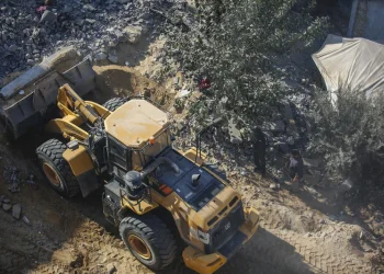 הערב - ישראל נערכת לקבלת שתי גופות חטופים; צה"ל חידש את התקיפות