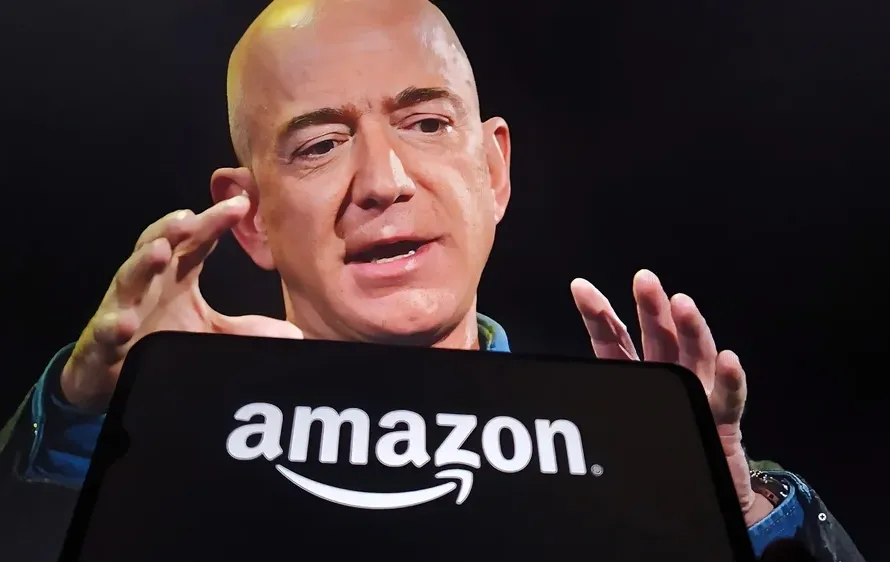 המהלך שיטלטל את עולם העבודה: אמזון מפטרת 14,000 עובדים - בגלל AI המהלך שיטלטל את עולם העבודה: אמזון מפטרת 14,000 עובדים - בגלל AI