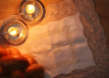 כך תתכוננו לשבת מתוך שמחה, סדר ונחת: 8 עצות זהב מאת הרב ארז קדוסי