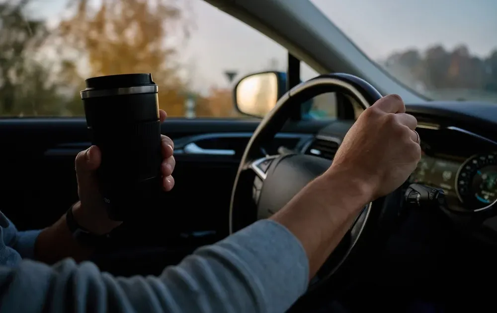 לוקחים קפה וטסים לעבודה? יש השלכות למי שמוותר על ארוחת הבוקר לוקחים קפה וטסים לעבודה? יש השלכות למי שמוותר על ארוחת הבוקר