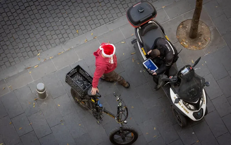 סיירת האופנועים של המשטרה במבצע אכיפה נרחב בגוש דן