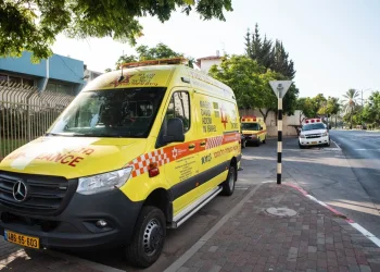 נס הסוכה: האב שחזר 40 דקות בשביל הספרים - וניצל מסנטימטר ממוות