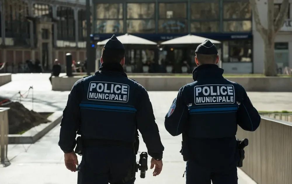 פיגוע דריסה בצרפת: 10 נפגעים, החשוד נעצר לאחר שצעק "אללה אכבר" פיגוע דריסה בצרפת: 10 נפגעים, החשוד נעצר לאחר שצעק "אללה אכבר"