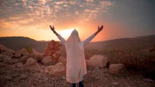 הרב יהונתן ענבה: התפללת ולא קרה כלום? זה מה שהשיב הרב אלישיב לתלמיד ההמום
