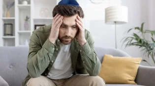 מרגישים לחץ נפשי? המקובל הרב יוסף ביטון בטיפ עוצמתי שיכול לשנות לכם את היום!