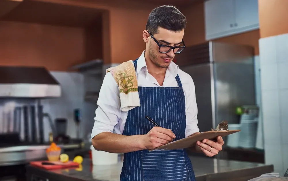גאוותנים? דעו - הצורך בכבוד לא נובע מגאווה, אלא מצמא עמוק לנשמה גאוותנים? דעו - הצורך בכבוד לא נובע מגאווה, אלא מצמא עמוק לנשמה