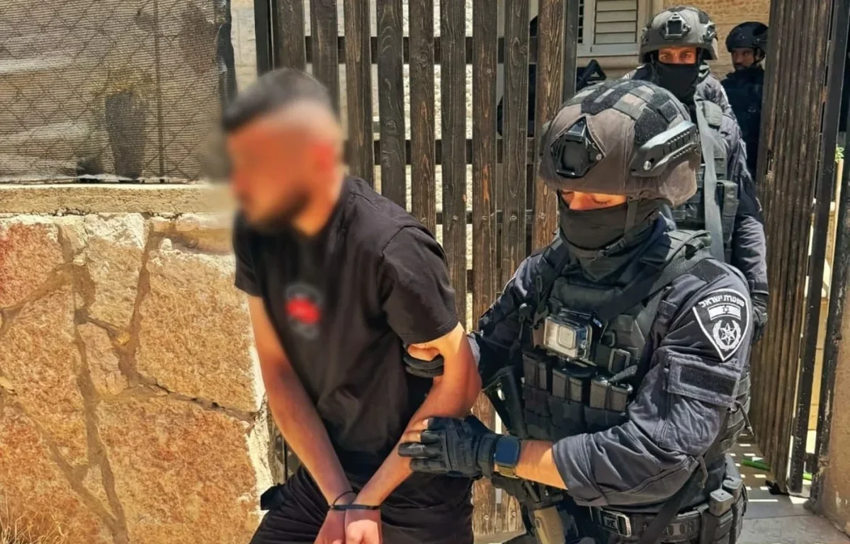 הסיוט של כל טרמפיסט: בחורה עלתה לרכב בירושלים, והנהג ניסה לחטוף אותה