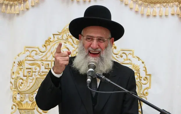 הרב ראובן אלבז: למה אברהם אבינו התפלל על אנשי סדום? הרב ראובן אלבז: למה אברהם אבינו התפלל על אנשי סדום?