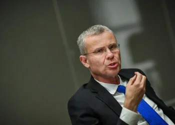 תיק הפצ"רית: היועמ"שית נסוגה, לוין פועל - והכדור עובר לבג"ץ