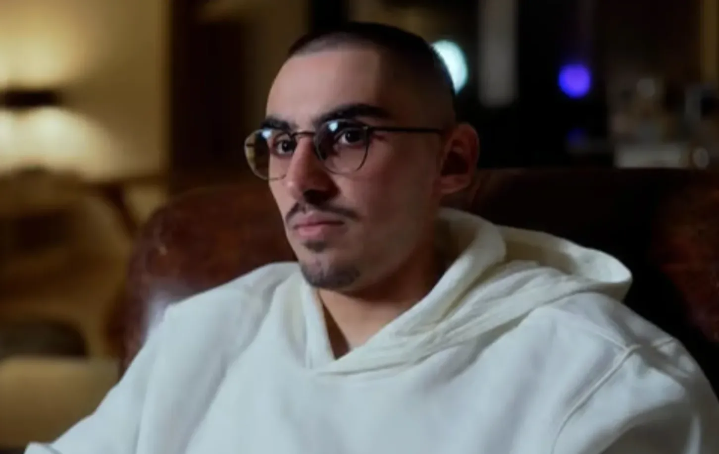 "לא היה טריק. לא הייתה בריחה. רק תופת" - עדות החטוף שמזעזעת את ישראל "לא היה טריק. לא הייתה בריחה. רק תופת" - עדות החטוף שמזעזעת את ישראל