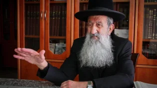 משווים מחירים? הרב בן ציון מוצפי עושה סדר בהלכה שרבים לא יודעים