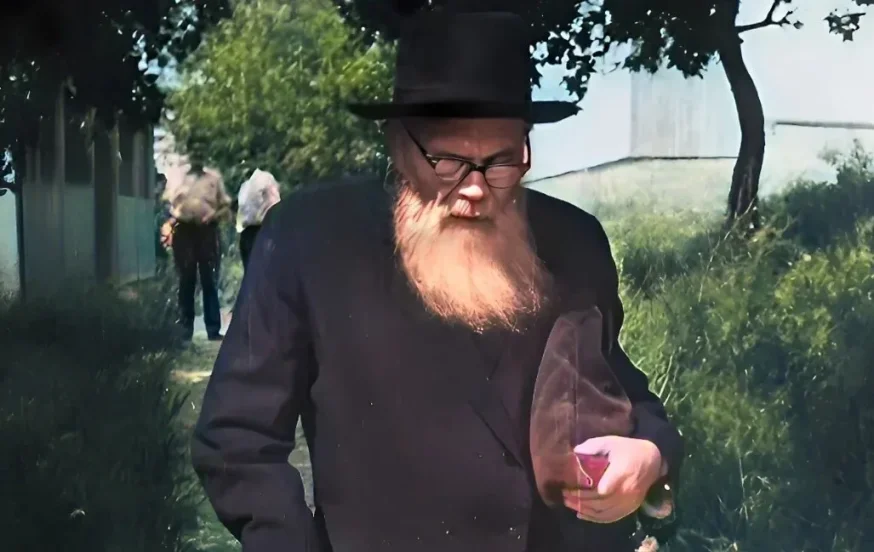 הוא האמין שה' יעזור לו בכל דבר, אבל הרב הראה לו את מה שהוא לא רצה לראות