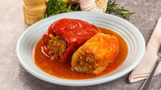 מה הקשר בין פלפל ממולא לשבת? מנהגי המאכלים שכולנו מכינים