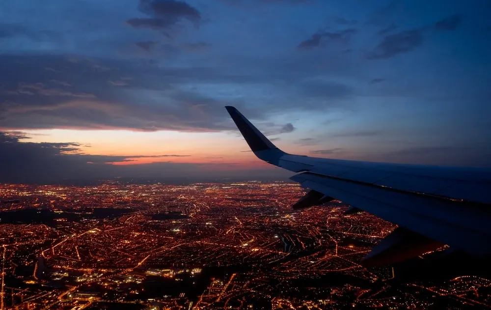 הסיבה המוזרה שבגללה טס מנכ"ל חברת התעופה במחלקת תיירים הסיבה המוזרה שבגללה טס מנכ"ל חברת התעופה במחלקת תיירים