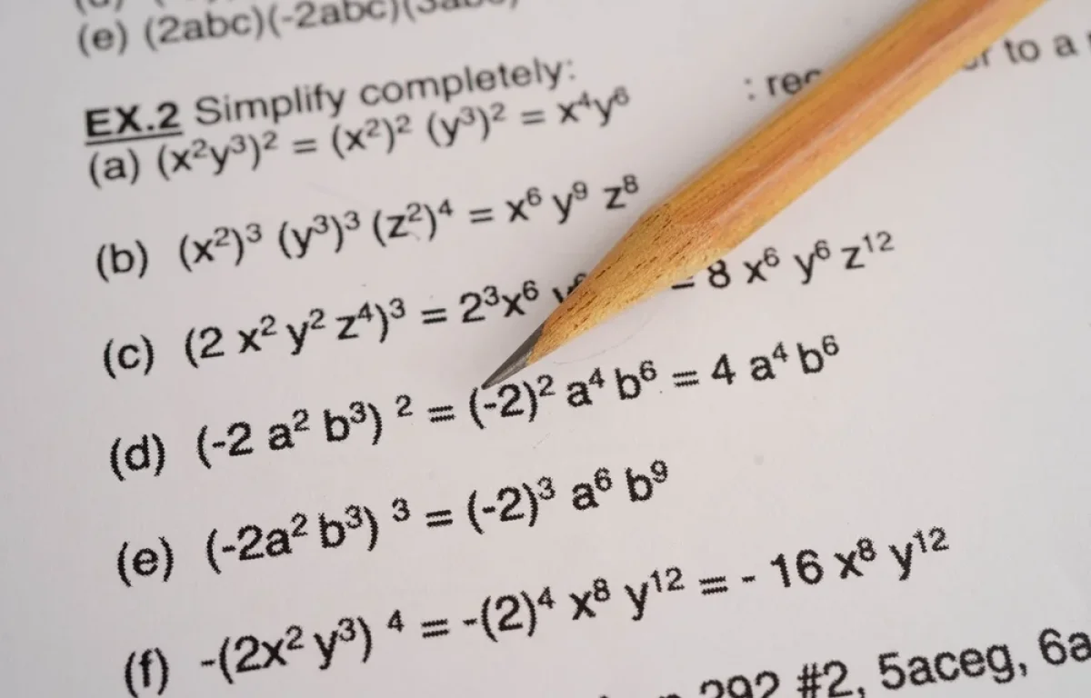 חורשים בלילה שלפני המבחן? עדיף שתלכו לישון