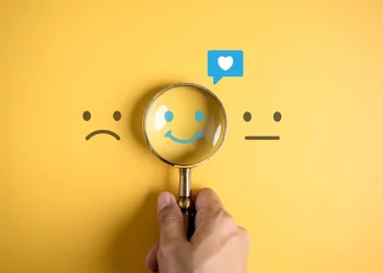 לשנות את מצב הרוח? זו השיטה החדשה: מחברת, עט ו-15 דקות ביום לשנות את מצב הרוח? זו השיטה החדשה: מחברת, עט ו-15 דקות ביום