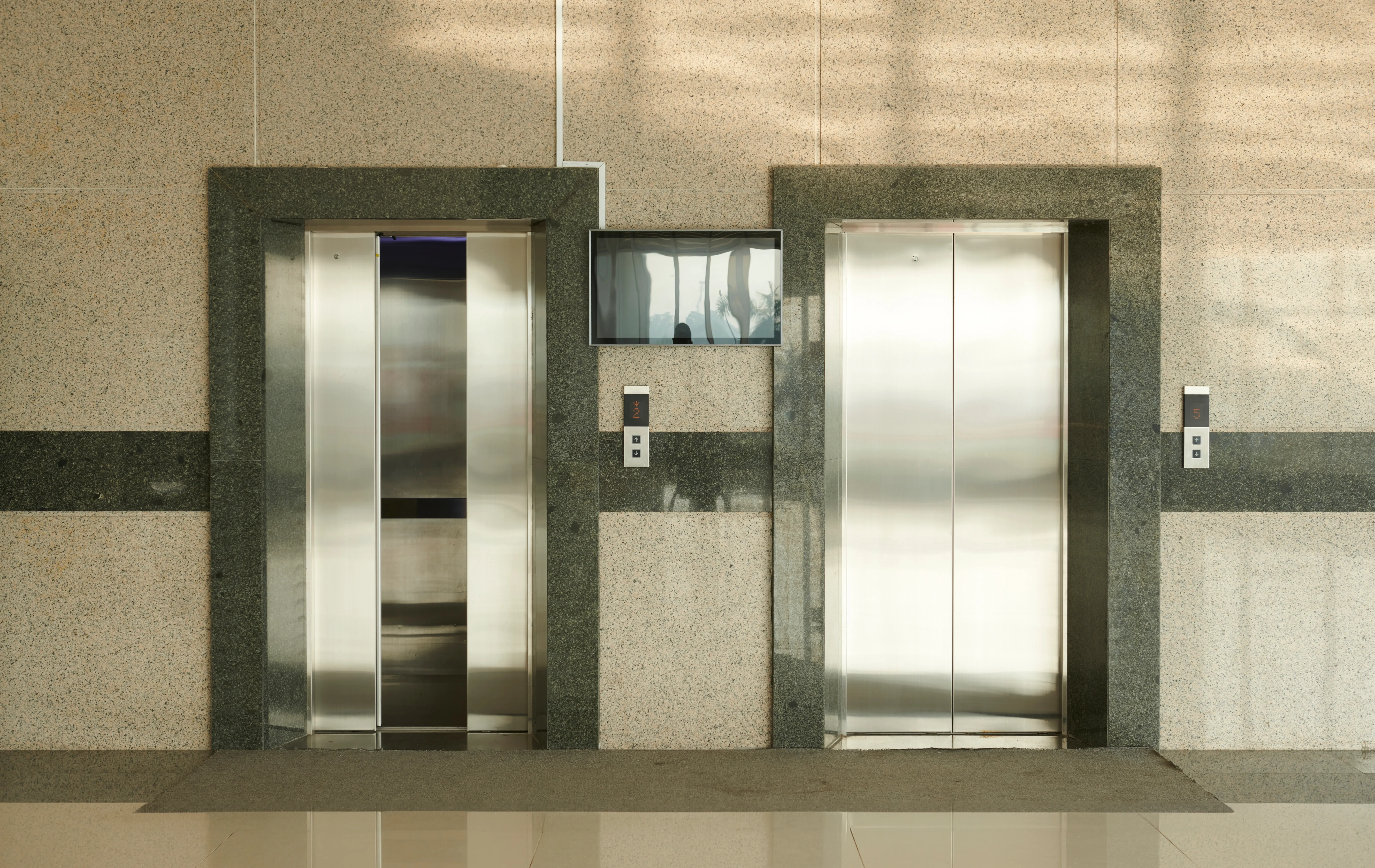 האם מותר להשתמש במעלית שבת בלי לחשוש?